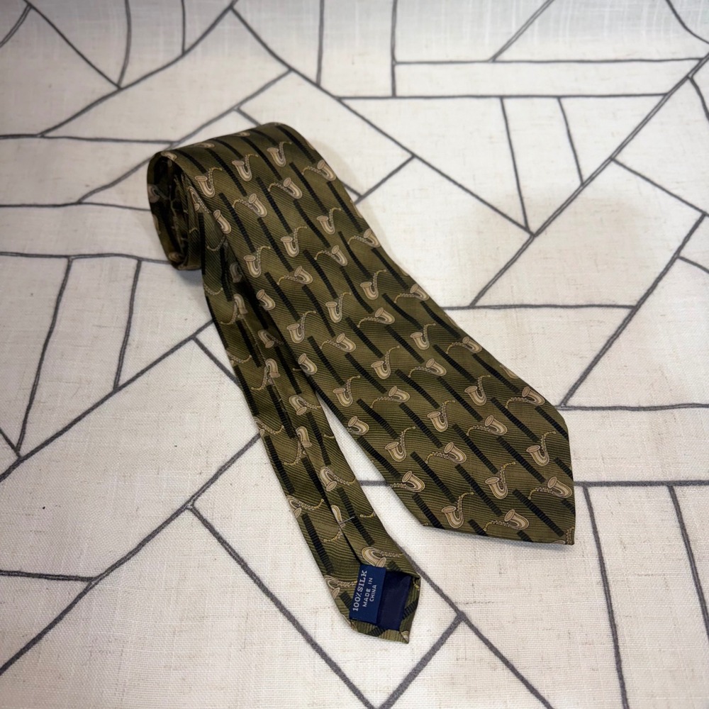 Unbranded Silk Necktie One Size Olive Green‎ Saxophone Musical Instrument Print